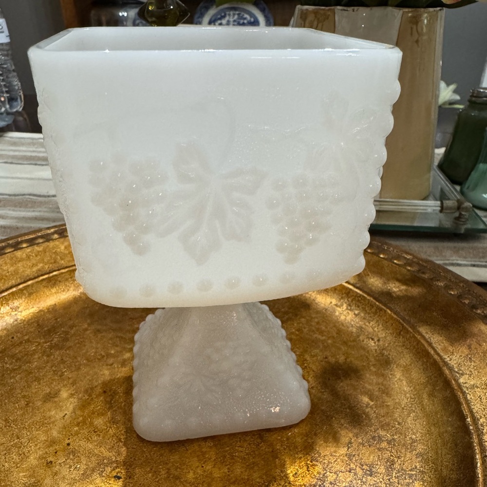 White Milk Glass Pedestal Bowl - Picture 5 of 6